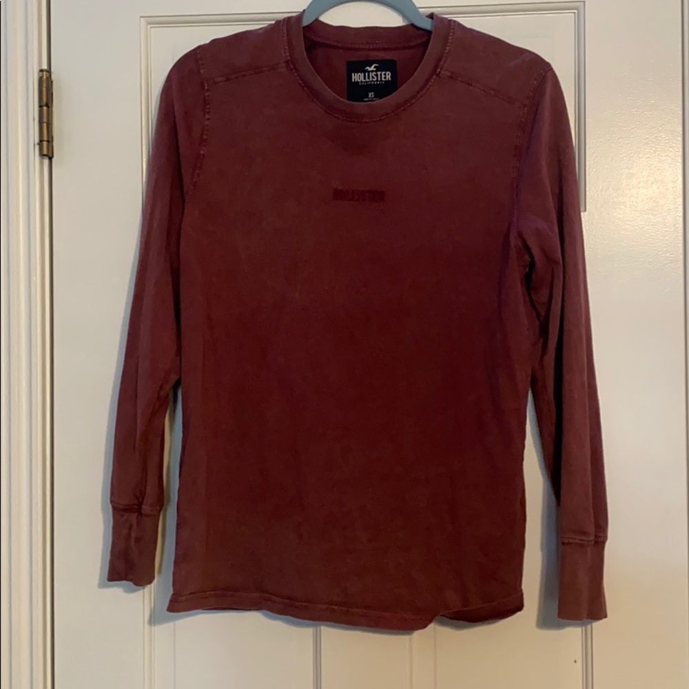 Hollister Red